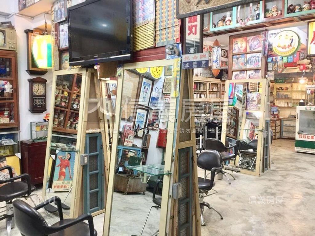 仁愛國中大面寬店面房屋室內格局與周邊環境