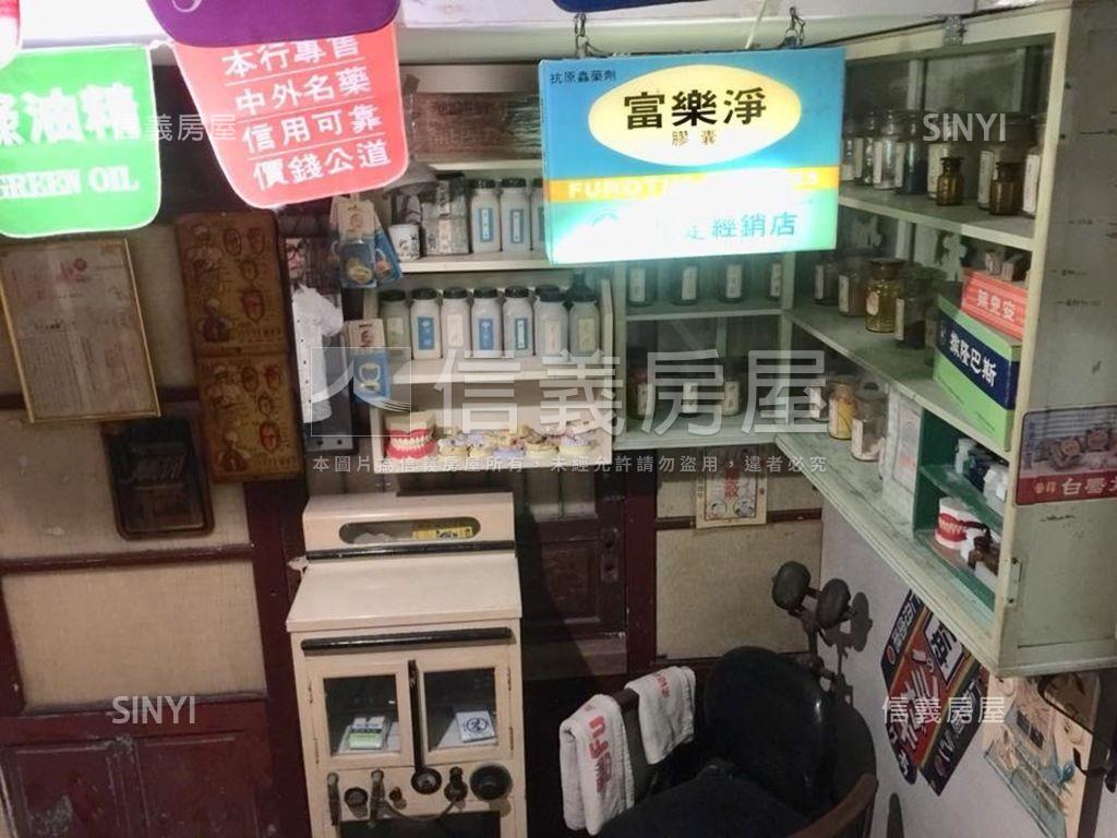 仁愛國中大面寬店面房屋室內格局與周邊環境