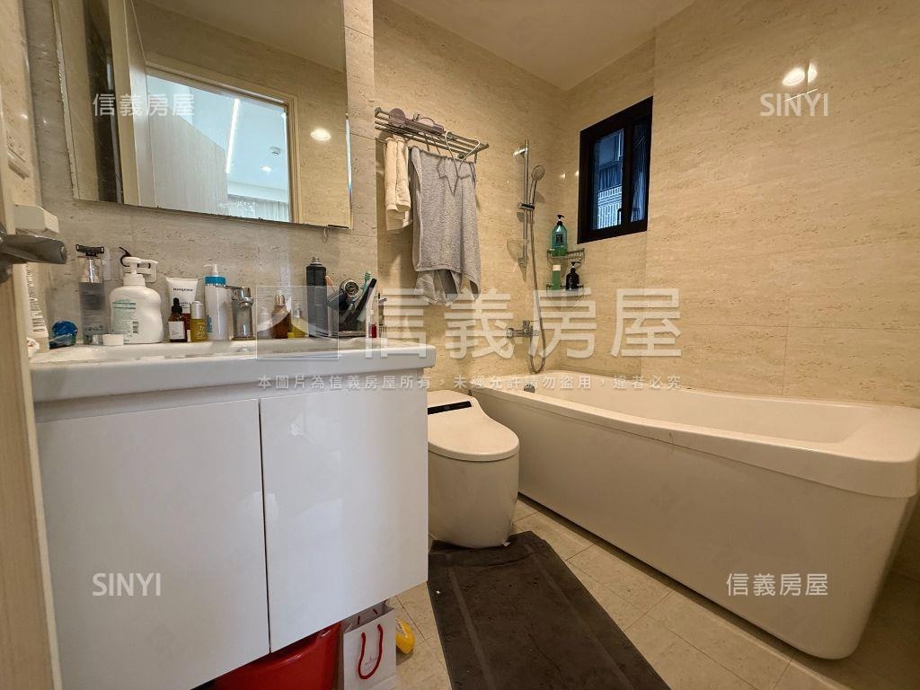 美樹大悅角窗靓３房房屋室內格局與周邊環境