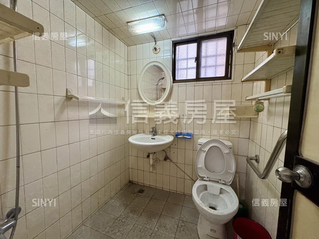 文化中心｜三和市場｜透店房屋室內格局與周邊環境