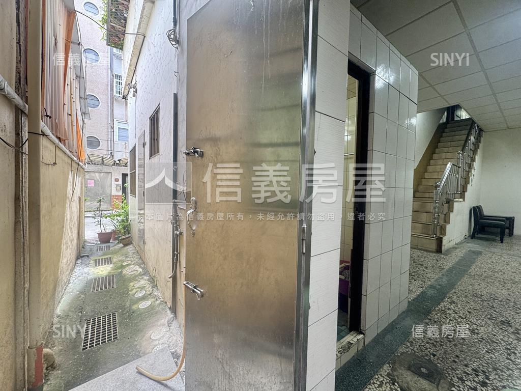 文化中心｜三和市場｜透店房屋室內格局與周邊環境