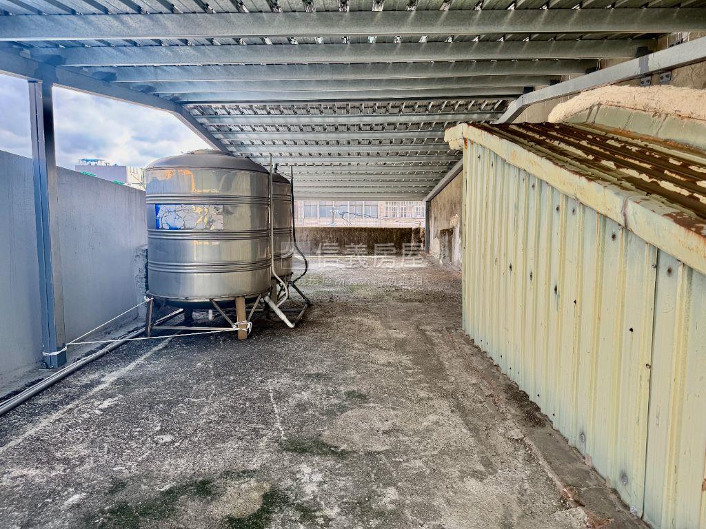 捷運旁－鶯桃住商透天好宅房屋室內格局與周邊環境