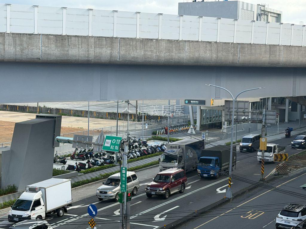 捷運旁－鶯桃住商透天好宅房屋室內格局與周邊環境