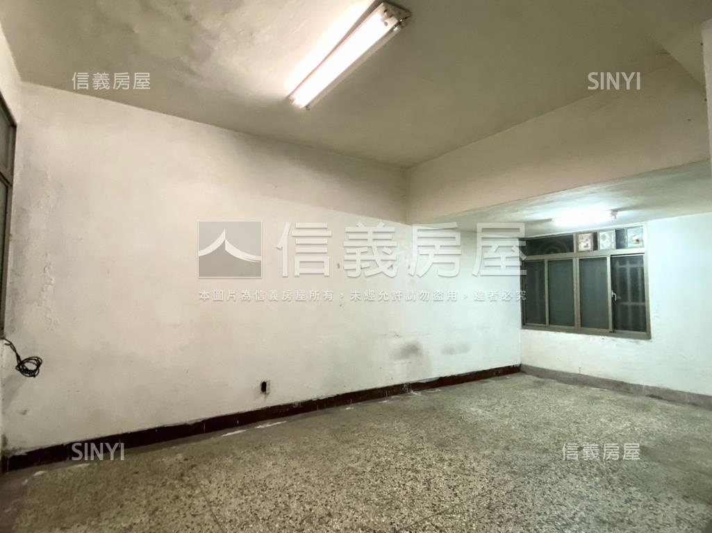 近草衙道大地坪透天房屋室內格局與周邊環境