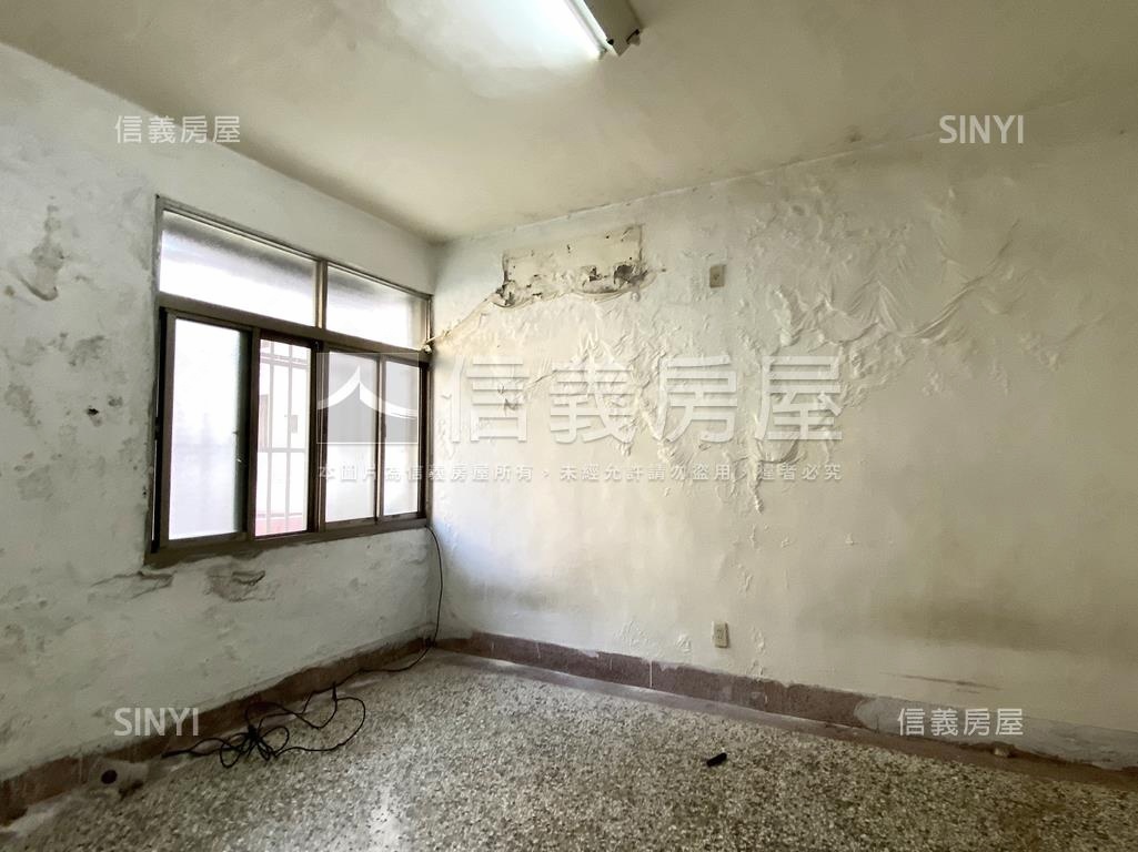 近草衙道大地坪透天房屋室內格局與周邊環境