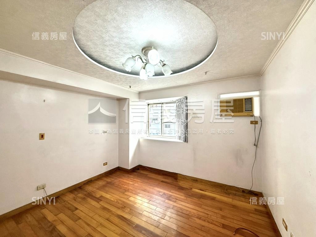 地中海夕陽海哇三房平車房屋室內格局與周邊環境