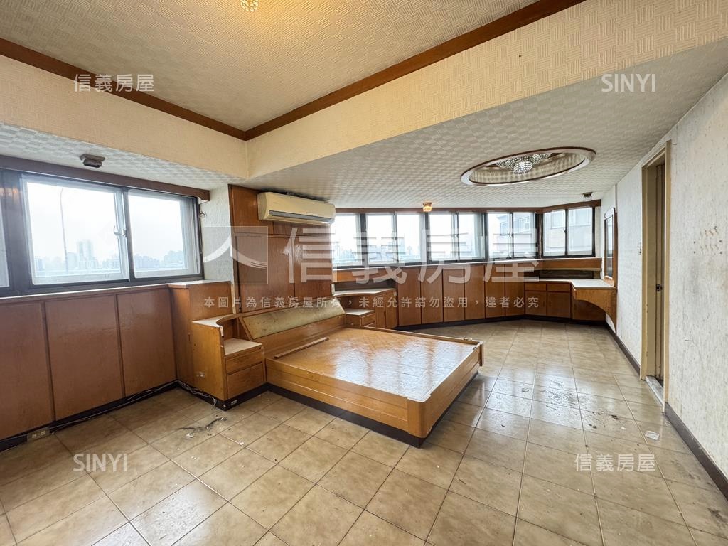 南西低公設河岸大坪數房屋室內格局與周邊環境