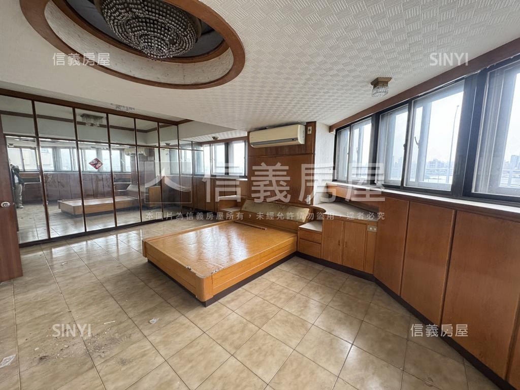 南西低公設河岸大坪數房屋室內格局與周邊環境