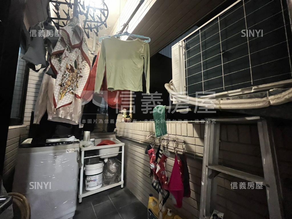 平鎮慕光稀有３房車位房屋室內格局與周邊環境