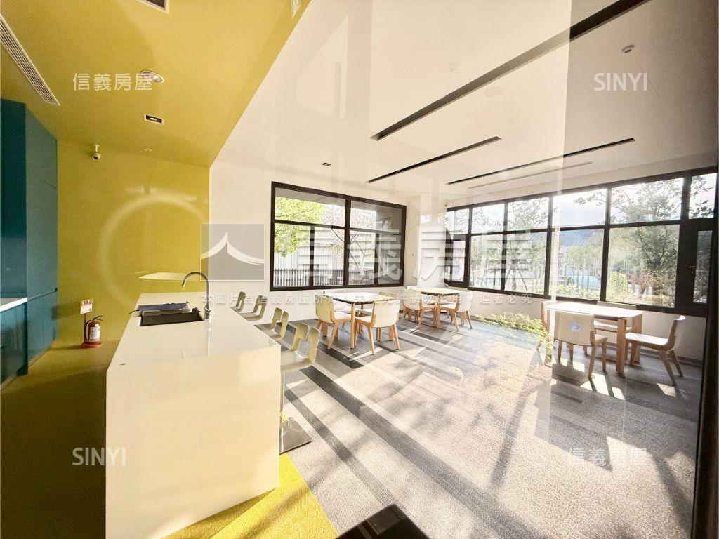 中科大雅藍鵲首席三房平車房屋室內格局與周邊環境