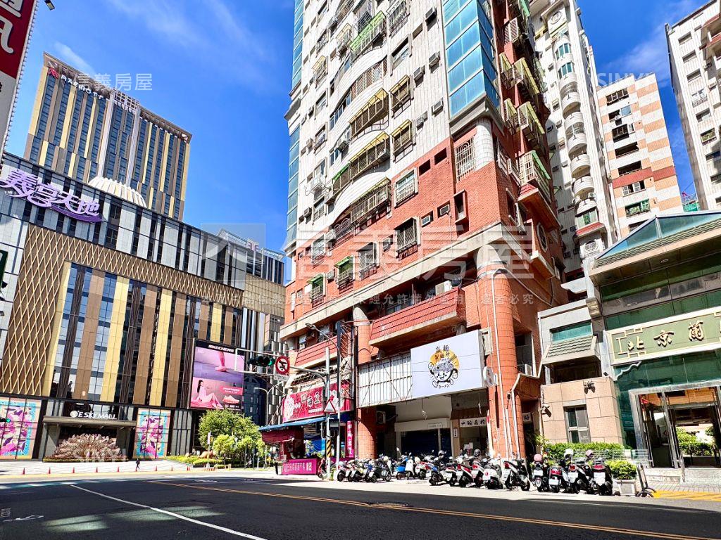 好市多旁高樓景觀三房車位房屋室內格局與周邊環境