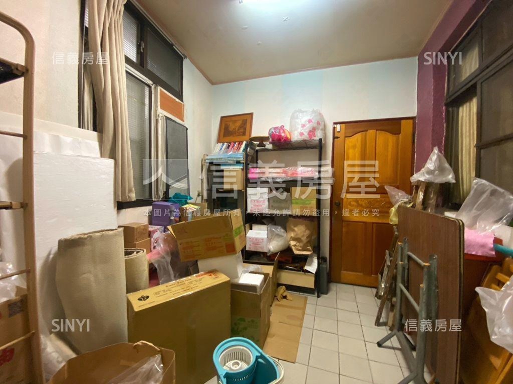 ＡＩ園區旁住店房屋室內格局與周邊環境