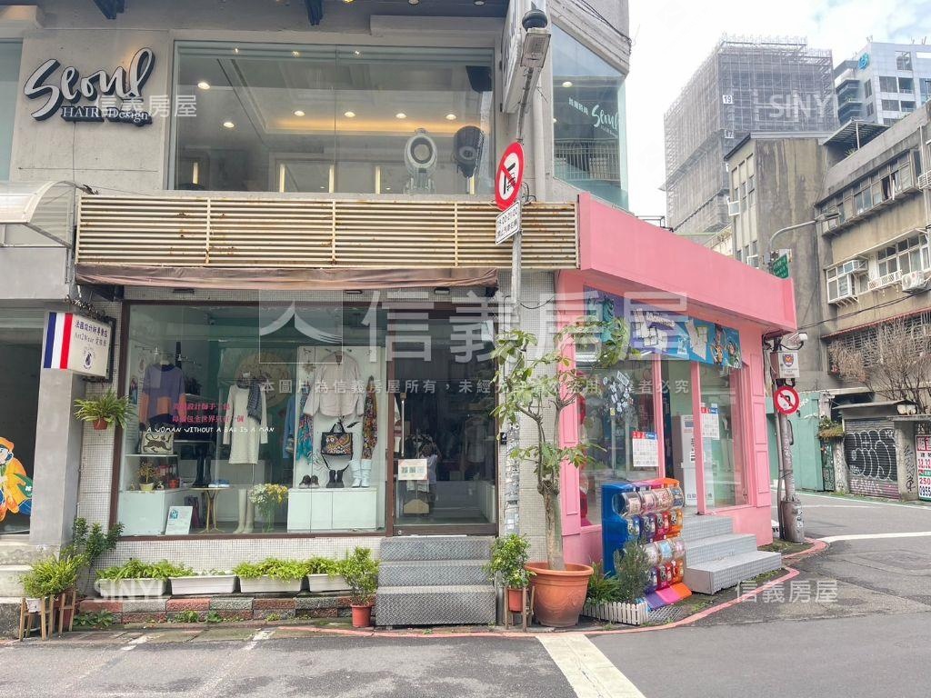 大巨蛋朝牌三角窗△店王房屋室內格局與周邊環境