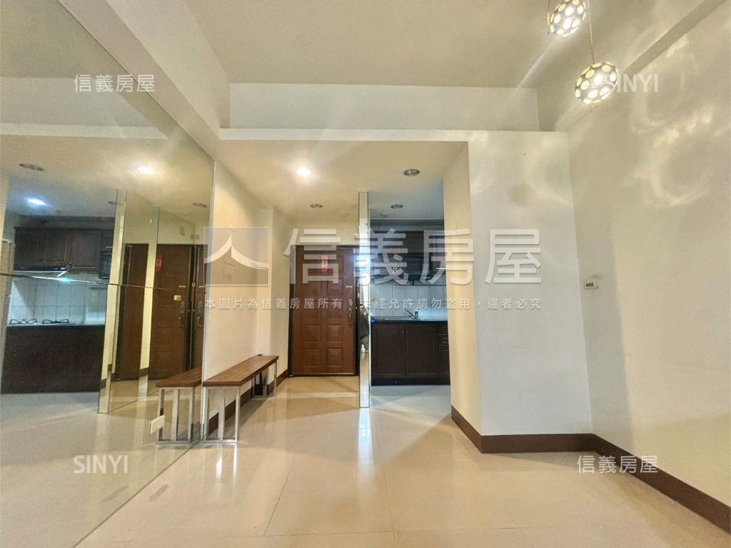 農十六特區亞歷山大２房房屋室內格局與周邊環境