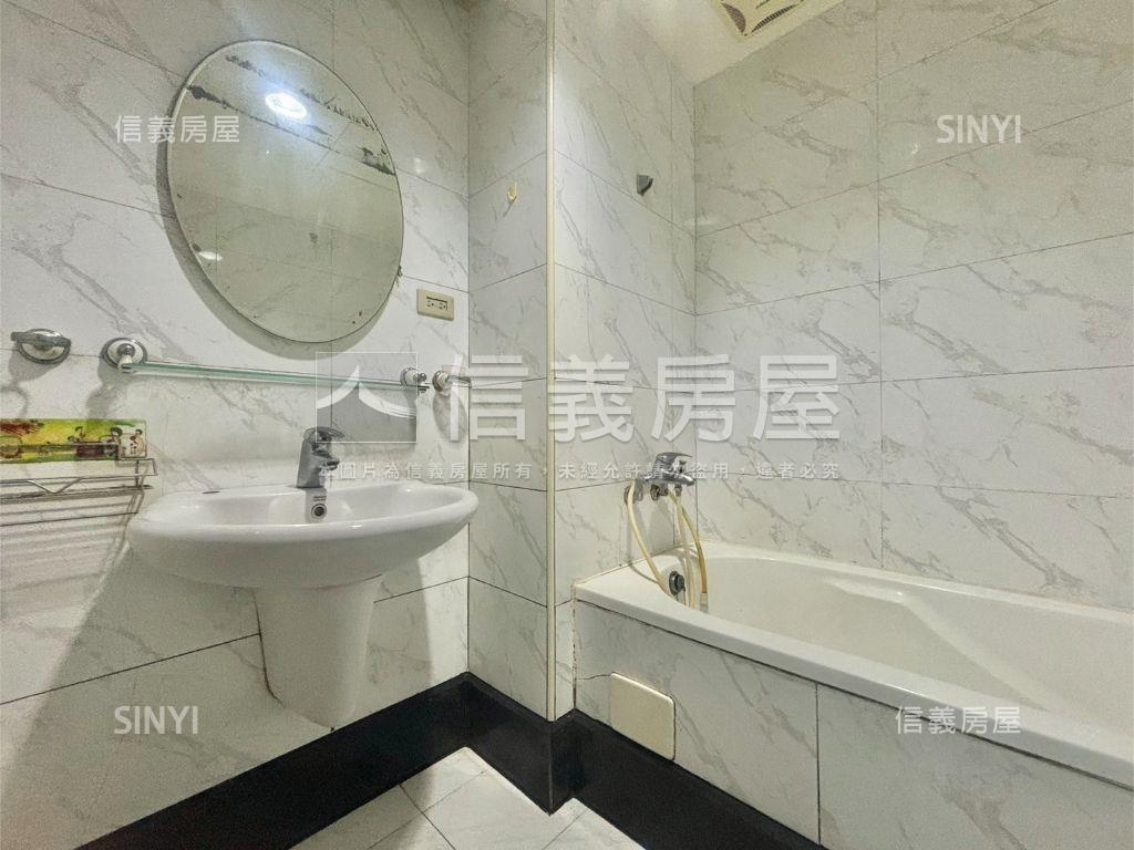 農十六特區亞歷山大２房房屋室內格局與周邊環境