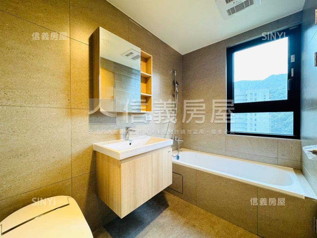 沐川邊間２房２衛＋車位房屋室內格局與周邊環境