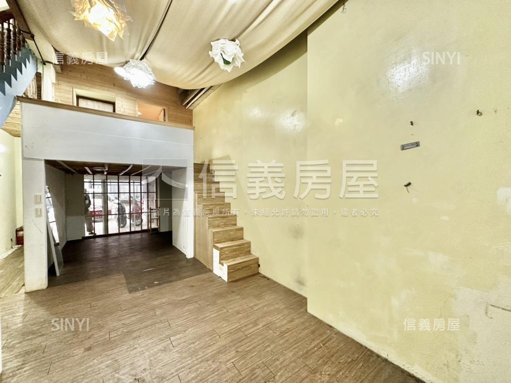 近一中生活圈１０米路店面房屋室內格局與周邊環境
