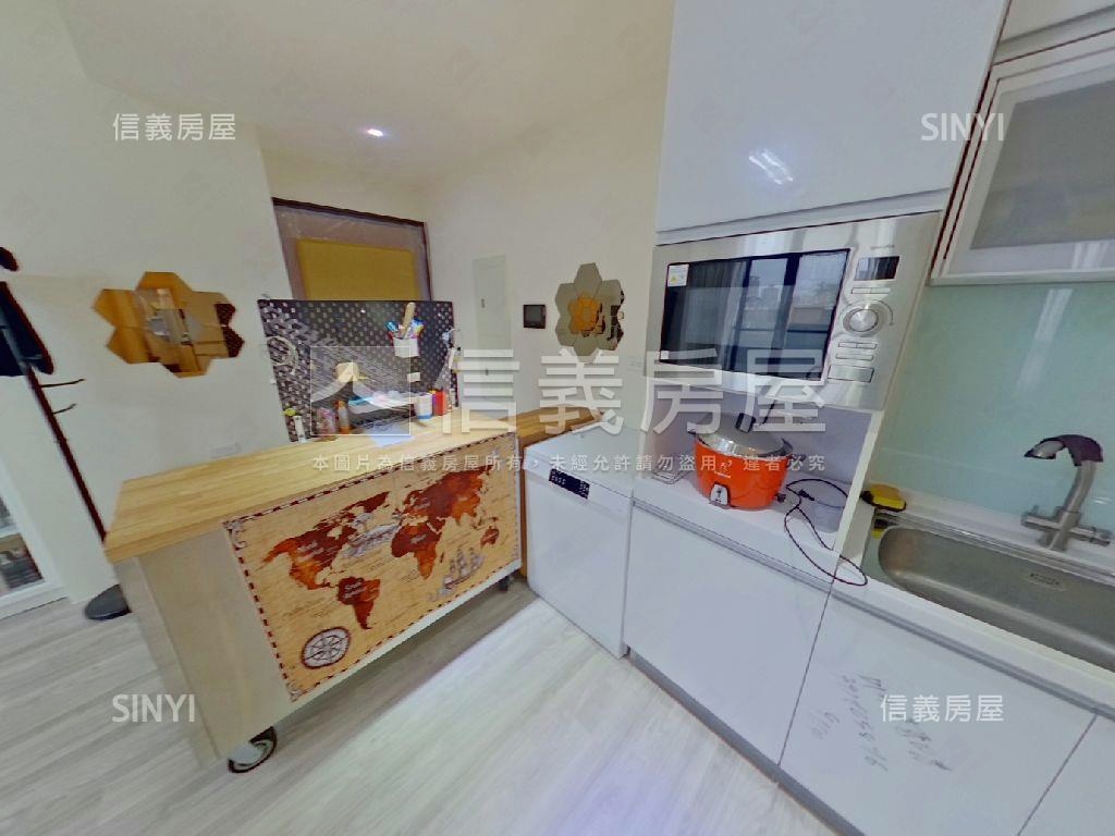 稀有兩房兩衛有車位房屋室內格局與周邊環境
