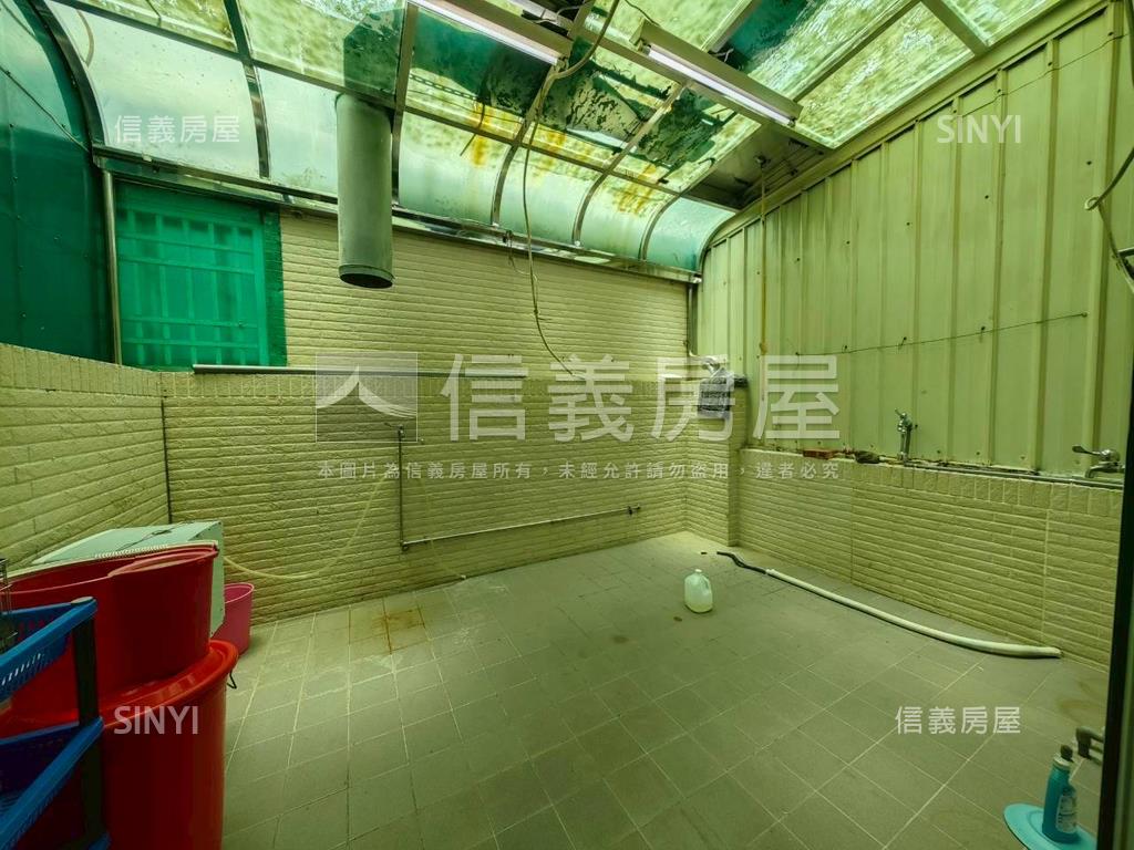 南應大熱鬧吃市店面房屋室內格局與周邊環境