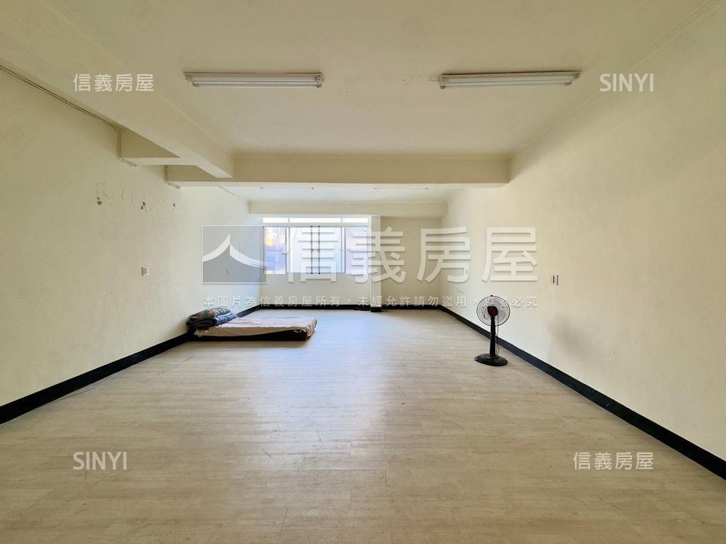 近高雄車站復興正路金店面房屋室內格局與周邊環境