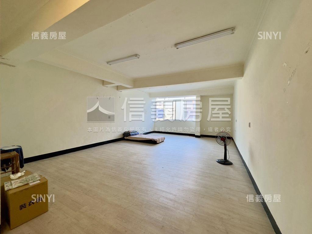 近高雄車站復興正路金店面房屋室內格局與周邊環境