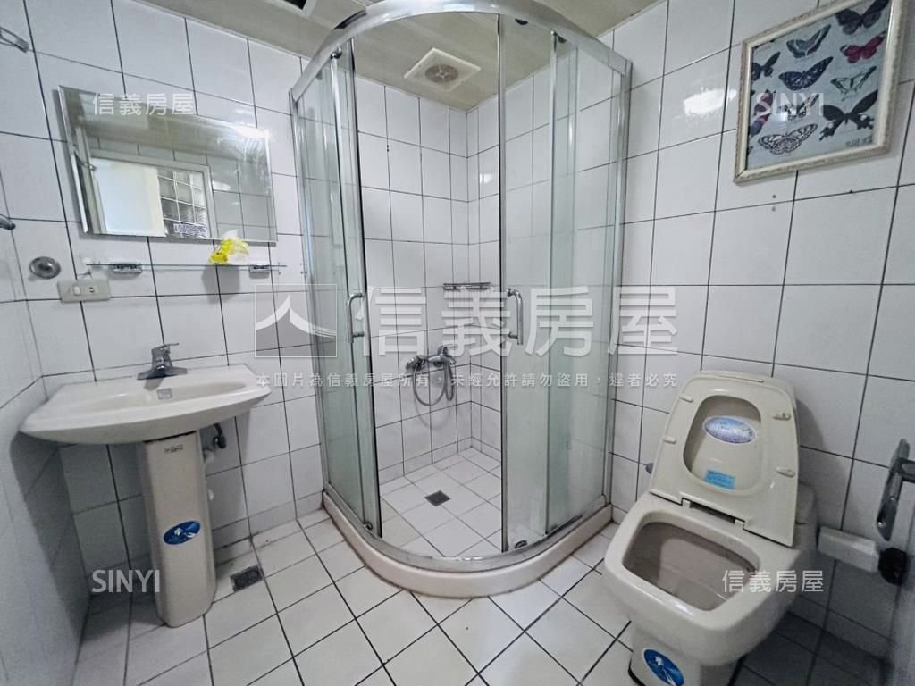 來看喔！近捷運中山北三房房屋室內格局與周邊環境