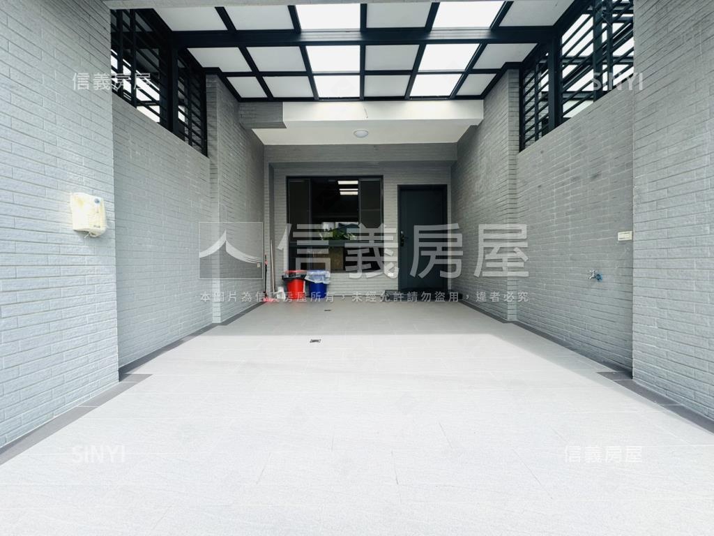 前進南科約三年透天房屋室內格局與周邊環境