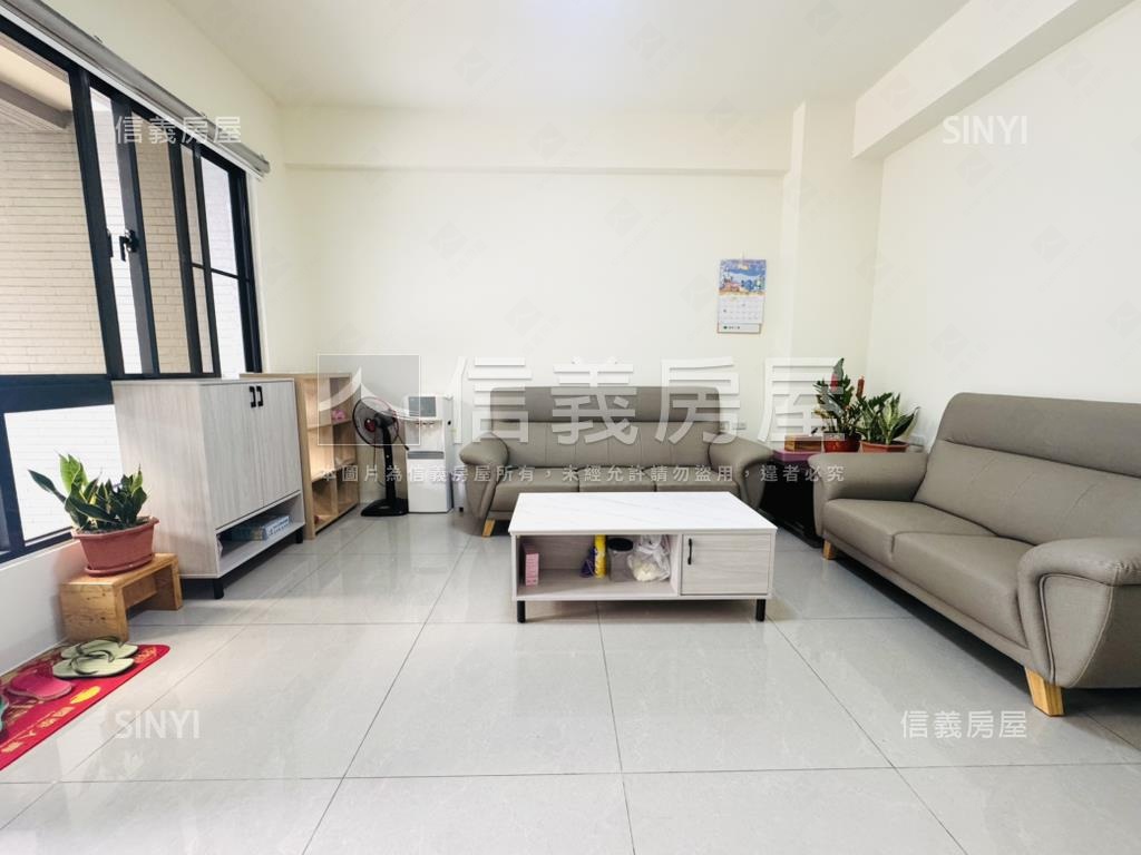 前進南科約三年透天房屋室內格局與周邊環境