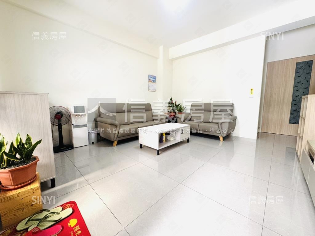 前進南科約三年透天房屋室內格局與周邊環境