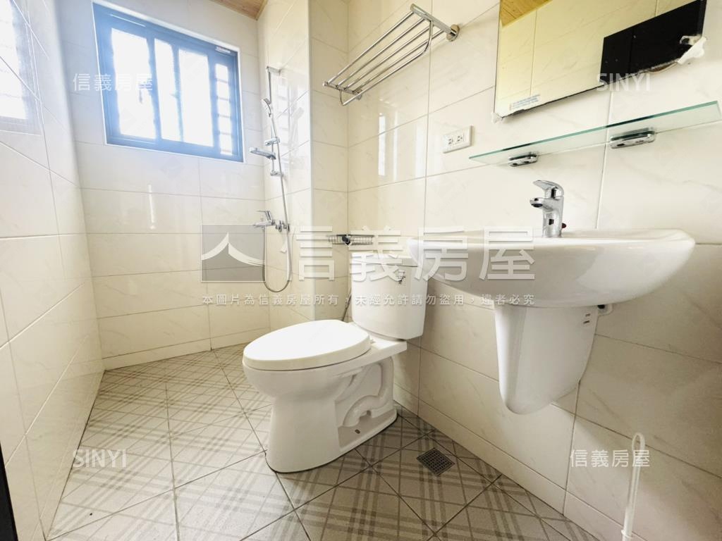 前進南科約三年透天房屋室內格局與周邊環境