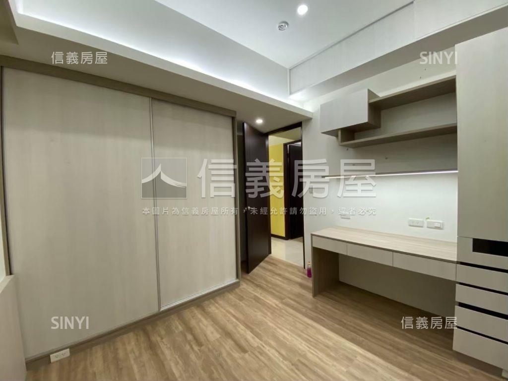 皇翔傳家露臺戶配坡平車位房屋室內格局與周邊環境