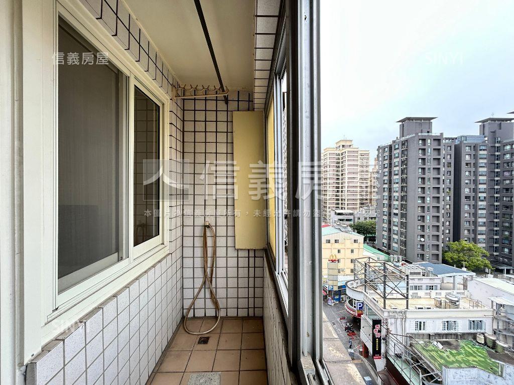 高樓邊間三房車位雙面採光房屋室內格局與周邊環境