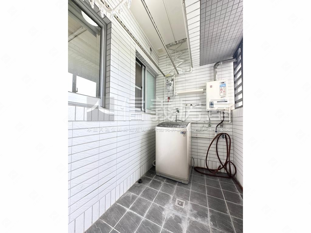新案●水丰林兩房兩衛開窗房屋室內格局與周邊環境