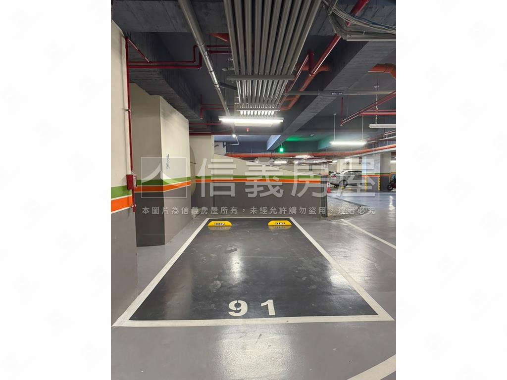 近Ａ２０鼎巨５房景觀宅房屋室內格局與周邊環境