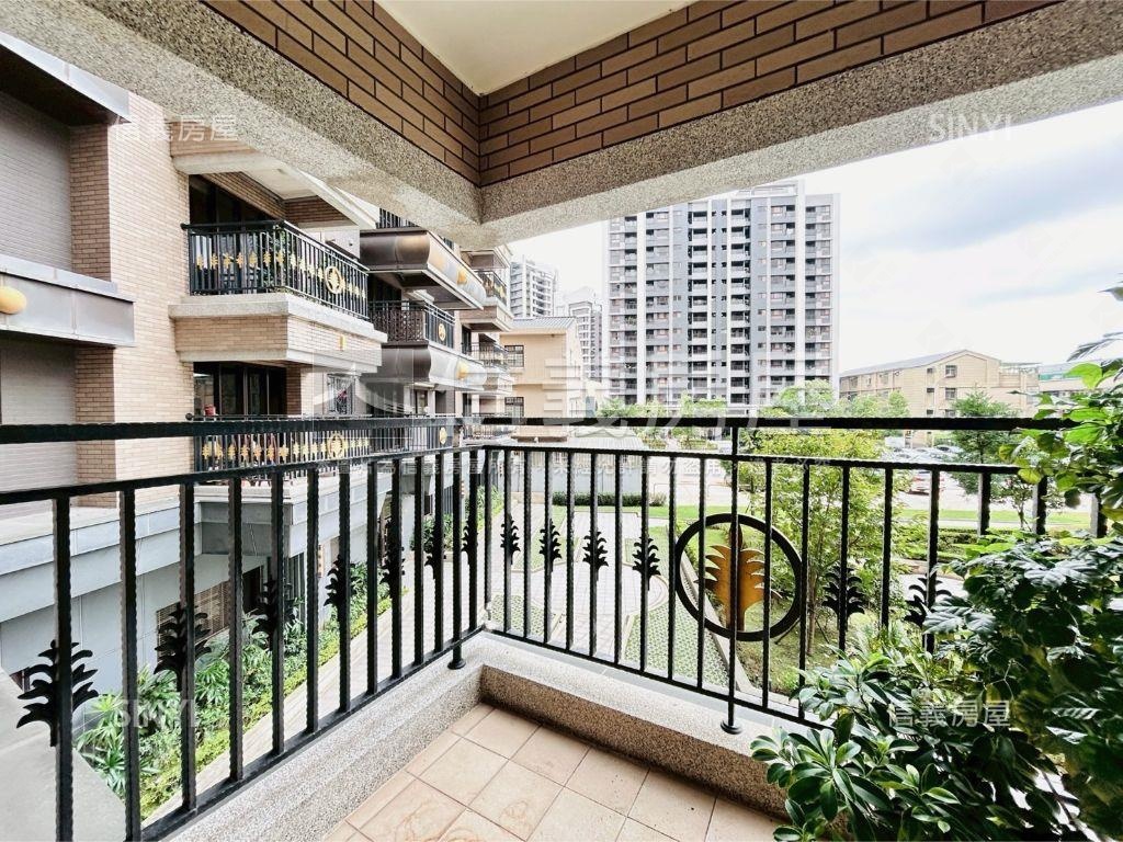 ★專任巴黎線上三房車位★房屋室內格局與周邊環境