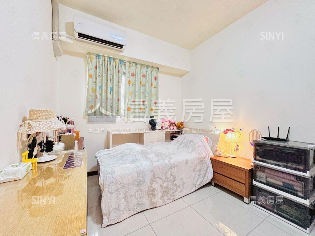 ★專任巴黎線上三房車位★房屋室內格局與周邊環境