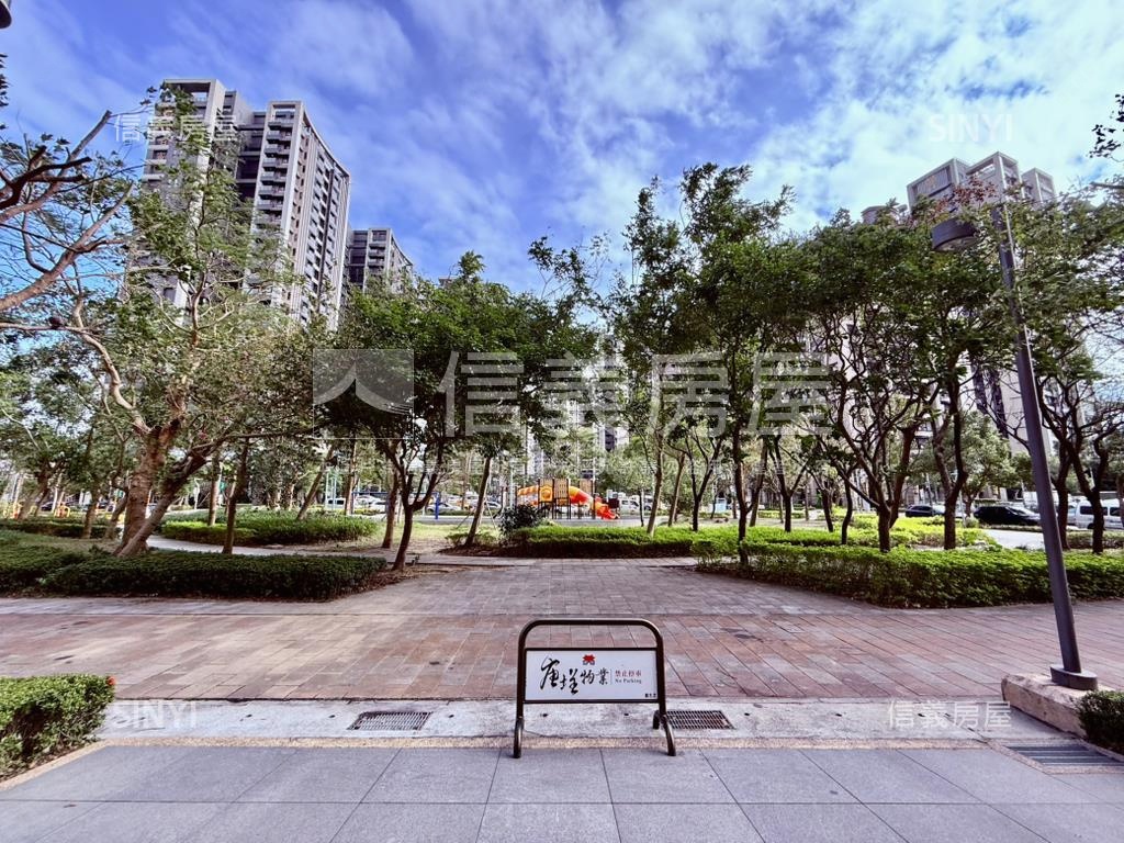 青青左岸．三房傳家面公園房屋室內格局與周邊環境