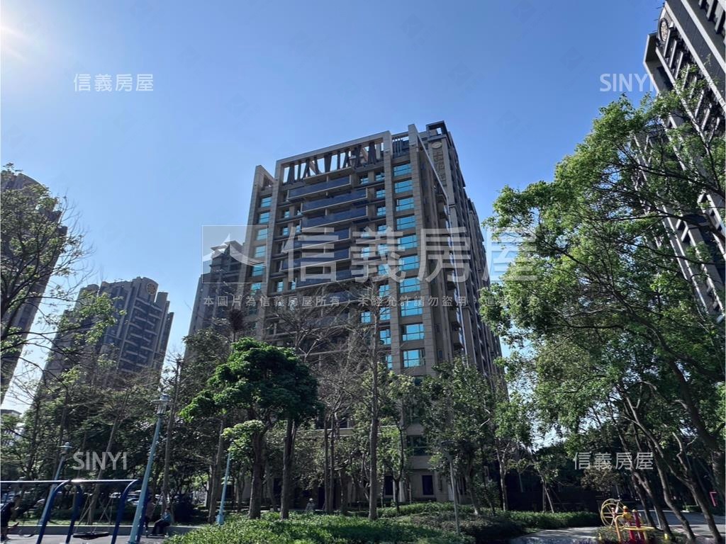 青青左岸．三房傳家面公園房屋室內格局與周邊環境