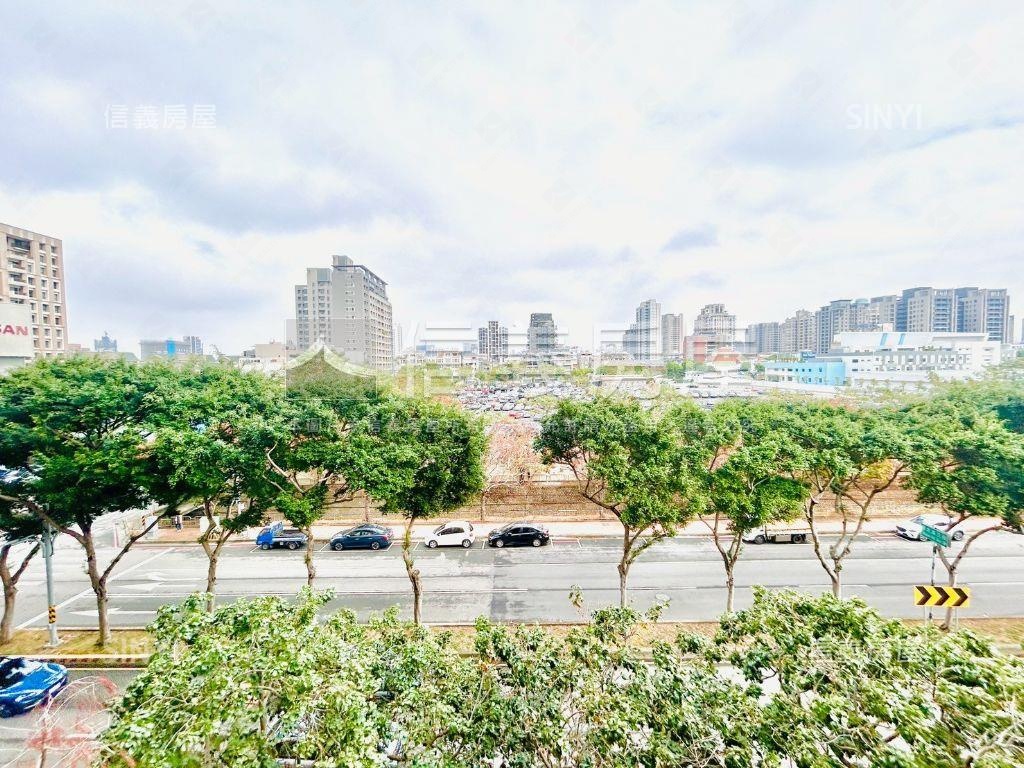 順天敦凰裝潢雙平車樹梢戶房屋室內格局與周邊環境