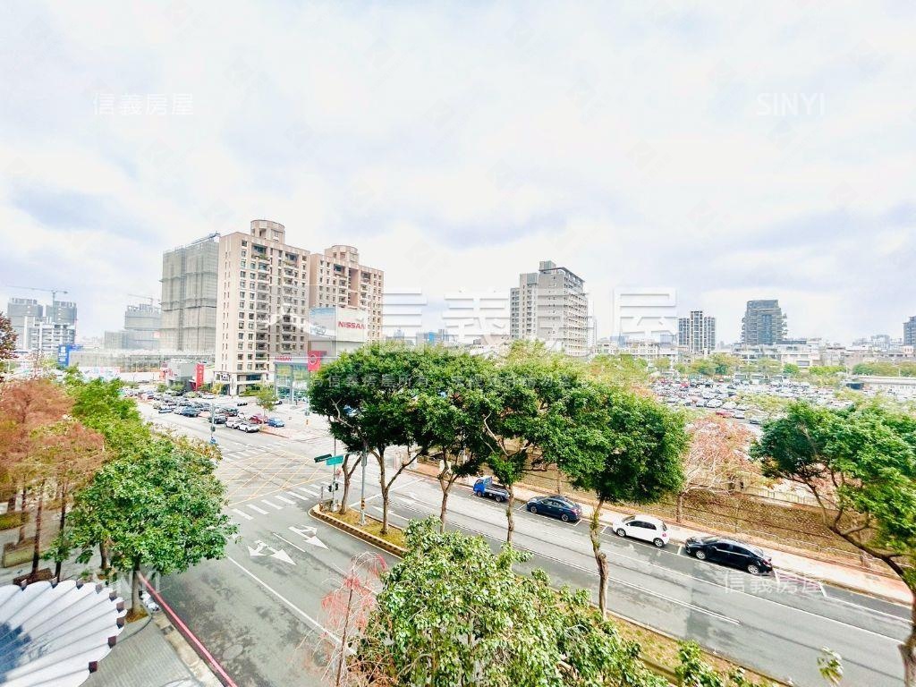 順天敦凰裝潢雙平車樹梢戶房屋室內格局與周邊環境