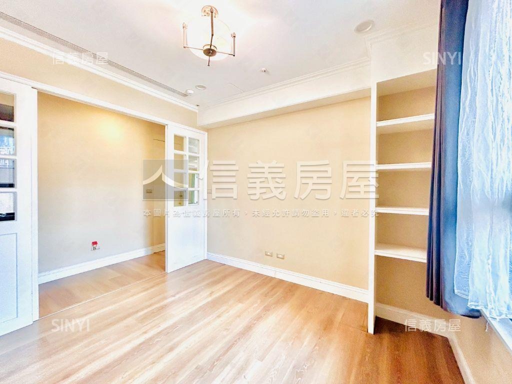 順天敦凰裝潢雙平車樹梢戶房屋室內格局與周邊環境