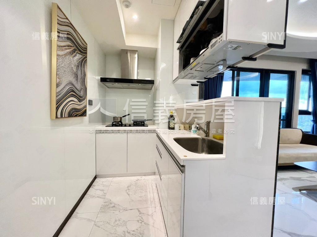 高級裝潢兩房兩位平面車位房屋室內格局與周邊環境