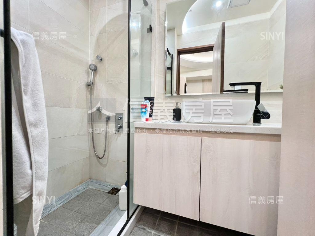 高級裝潢兩房兩位平面車位房屋室內格局與周邊環境