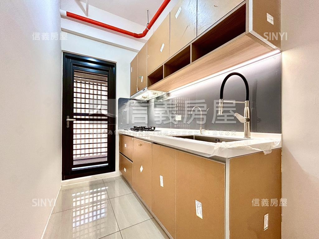 星玥灣三房有車位房屋室內格局與周邊環境