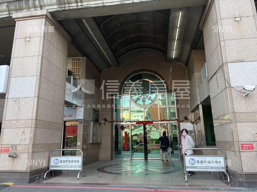 城市經典小資美宅房屋室內格局與周邊環境
