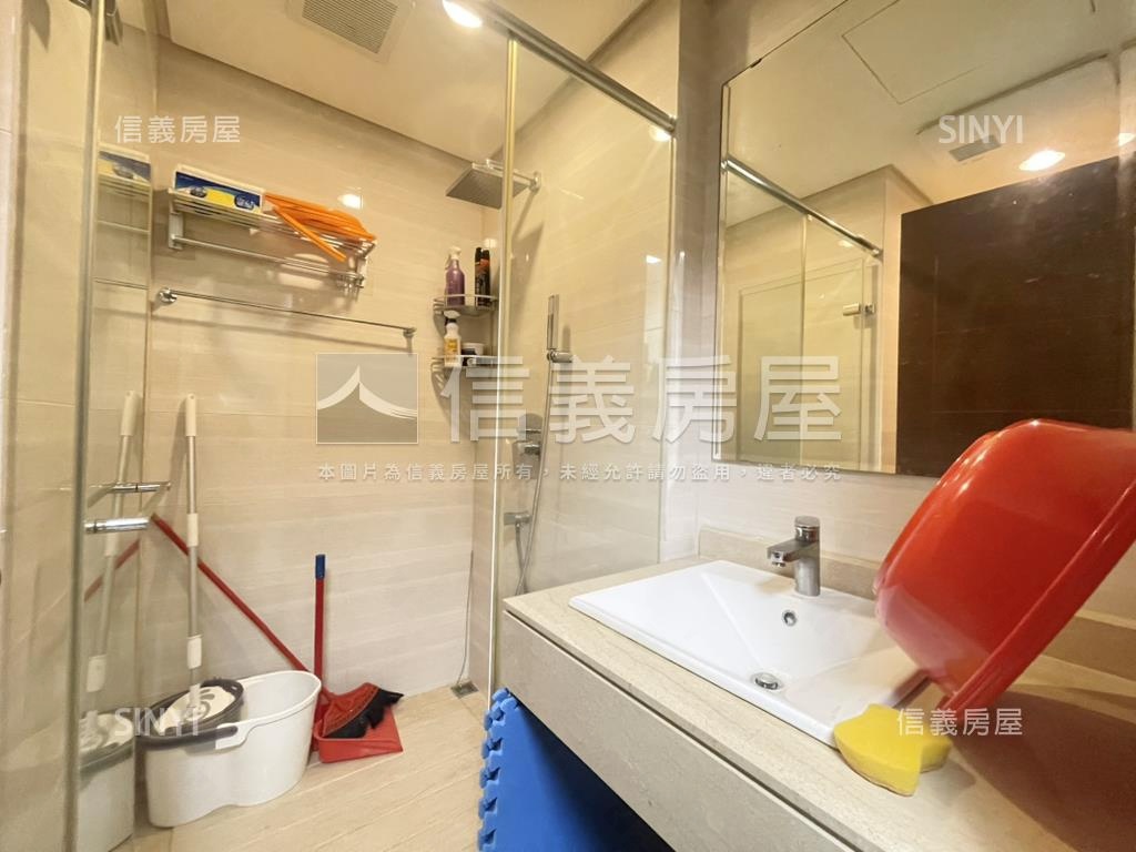 高鐵光立方金店面房屋室內格局與周邊環境