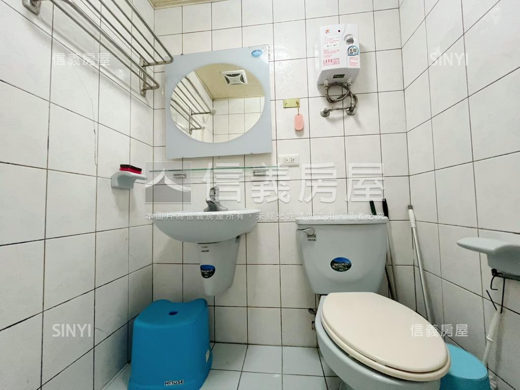 近中國醫套房屋況佳房屋室內格局與周邊環境