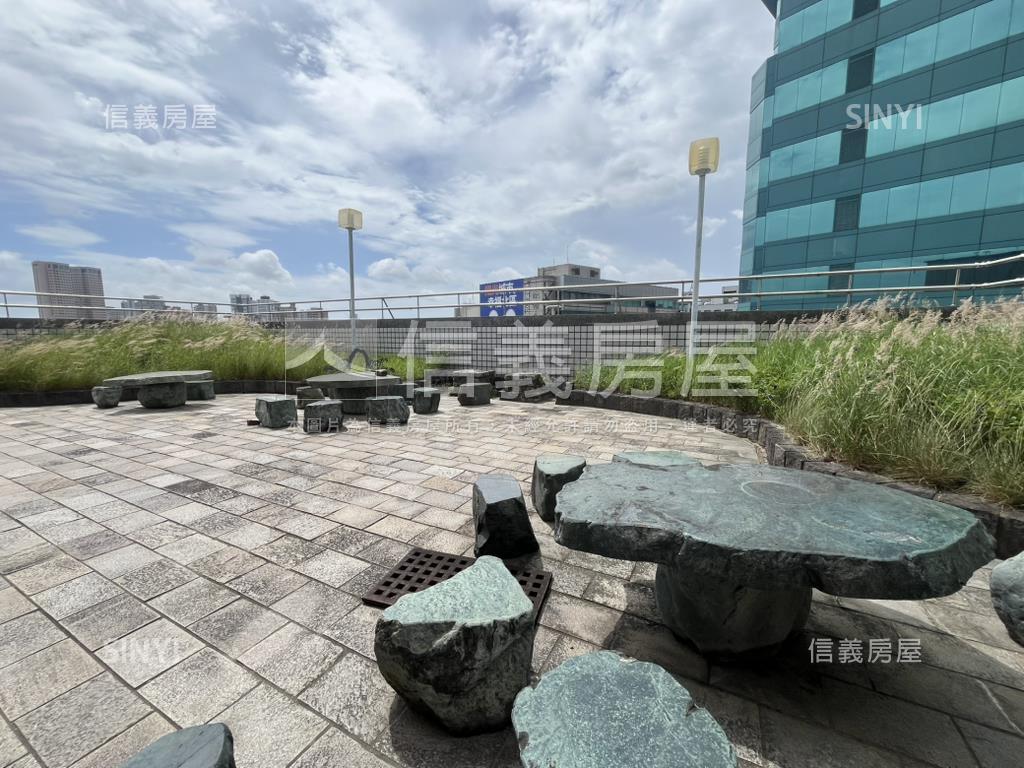 近中國醫套房屋況佳房屋室內格局與周邊環境