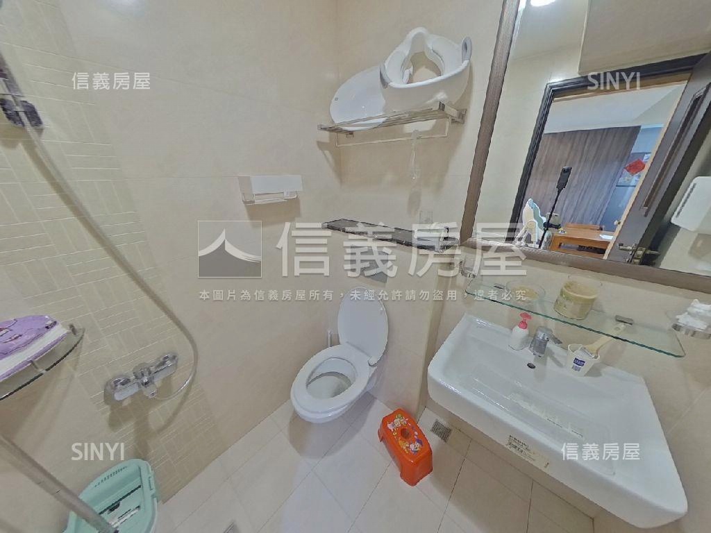 匯河堤精品露臺三房平車房屋室內格局與周邊環境