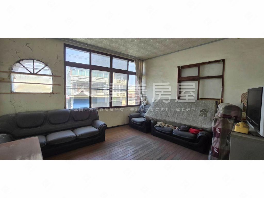 阿蓮區省道台２８旁小資透房屋室內格局與周邊環境